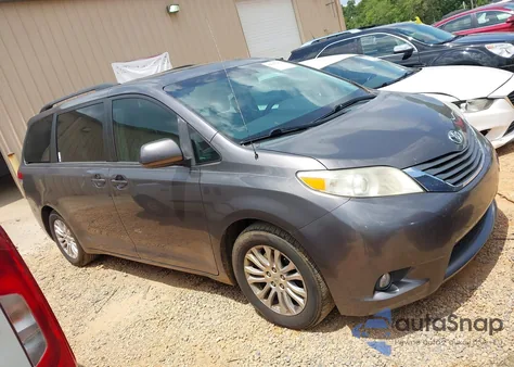 2013 Toyota Sienna Xle V6 8 Passenger из США, поврежденный, VIN 5TDYK3DC4DS372947